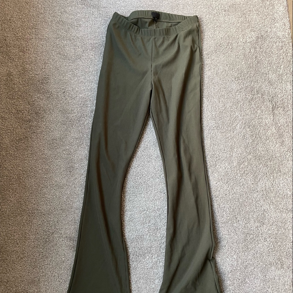 Green tight stretchy pants